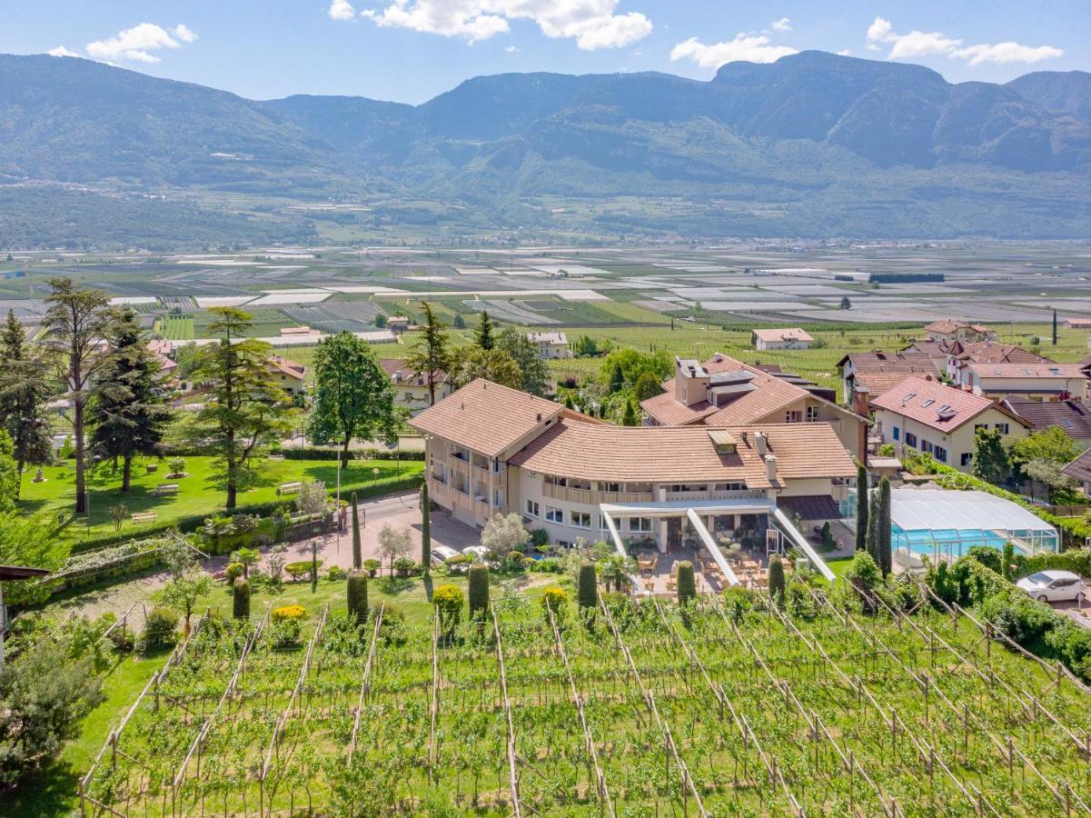 Tirolerin Garni Hotel Tramin an der Weinstraße Exteriör bild