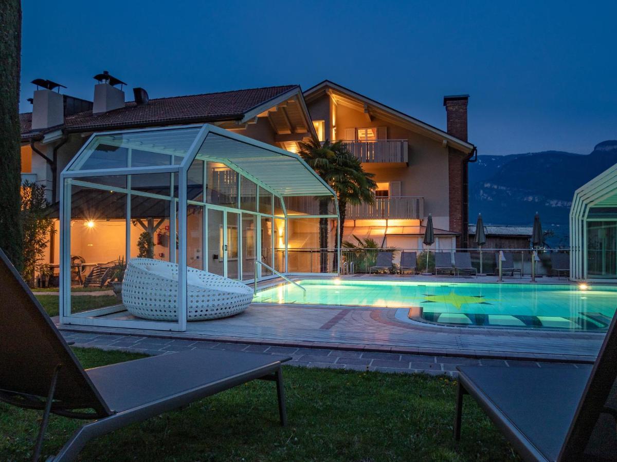 Tirolerin Garni Hotel Tramin an der Weinstraße Exteriör bild